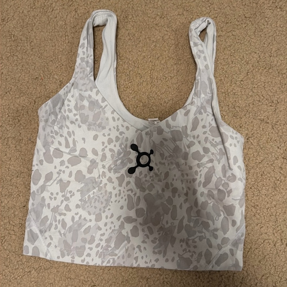 EUC Lululemon OrangeTheory Align tank size 6
